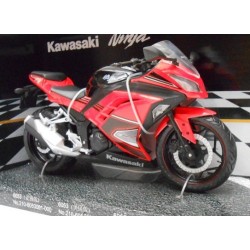 Kawasaki Ninja Rojo escala 1:12 de Automaxx