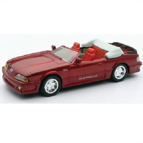 Ford Mustang GT Convertible 1:43 New Ray