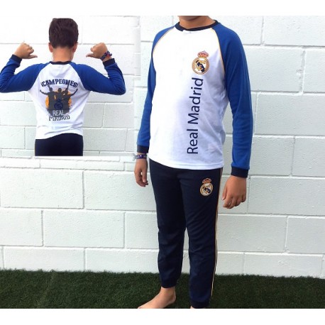 Pijama Real Madrid aulto verano 3 piezas dos camisetas un pantalón