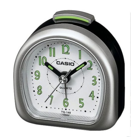 Despertador Casio TQ-148-8DF plateado Esfera blanca con números-Sonido de la alarma: beep