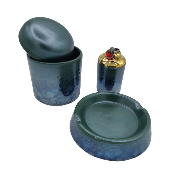 Conjunto de fumador con cenicero, mechero y caja para tabaco material cerámica Conjunto de fumador con cenicero, mechero y caja para tabaco material cerámica