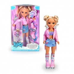 Muñeca Nancy - Un día de Baile en Patines, muñeca Patinadora, con Accesorios y complementos Cool Famosa 42cm edad +3 años