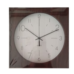 Reloj de pared cuadrado esfera blanca marco imitación madera tamaño 26x26x4 cm