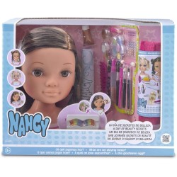 Busto Nancy Un día de Secretos de Belleza maquillaje Morena de Famosa edad +3 años