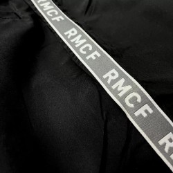 Bañador Real Madrid para adulto color negro producto oficial Material: poliéster con bolsillos laterales