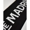 Bufanda Club Atlético de Madrid fondo negro escudos blancos laterales tamaño 150x20cm producto oficial.