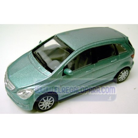 Mercedes Benz B-Class 1:43 New Ray